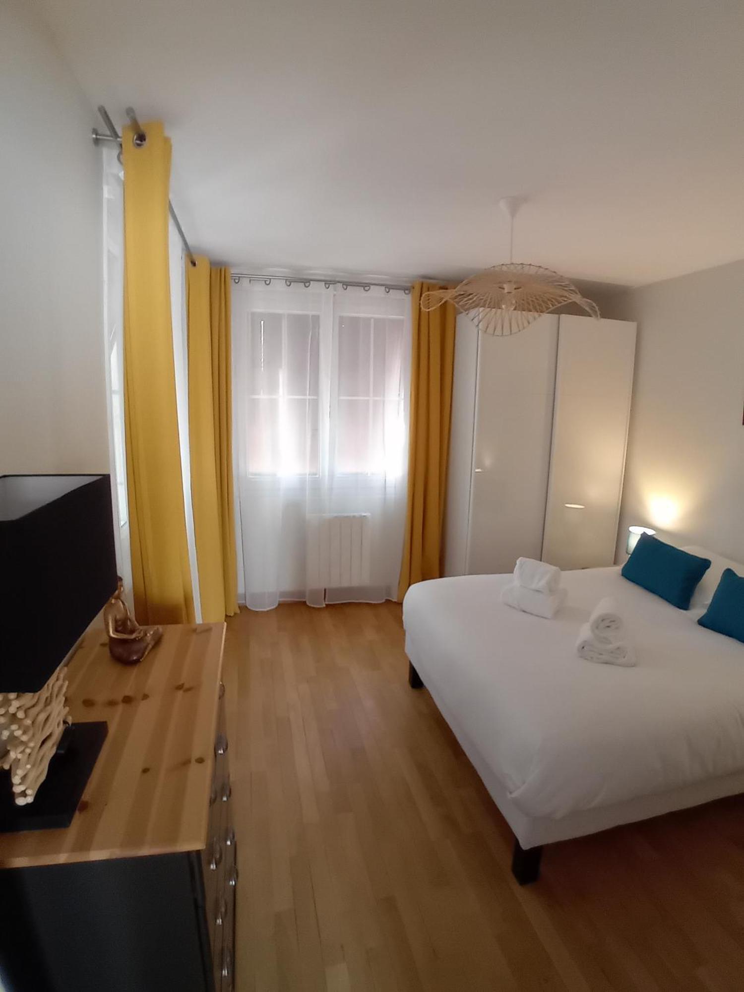 Climats Des Echaliers Apartamento Beaune  Quarto foto